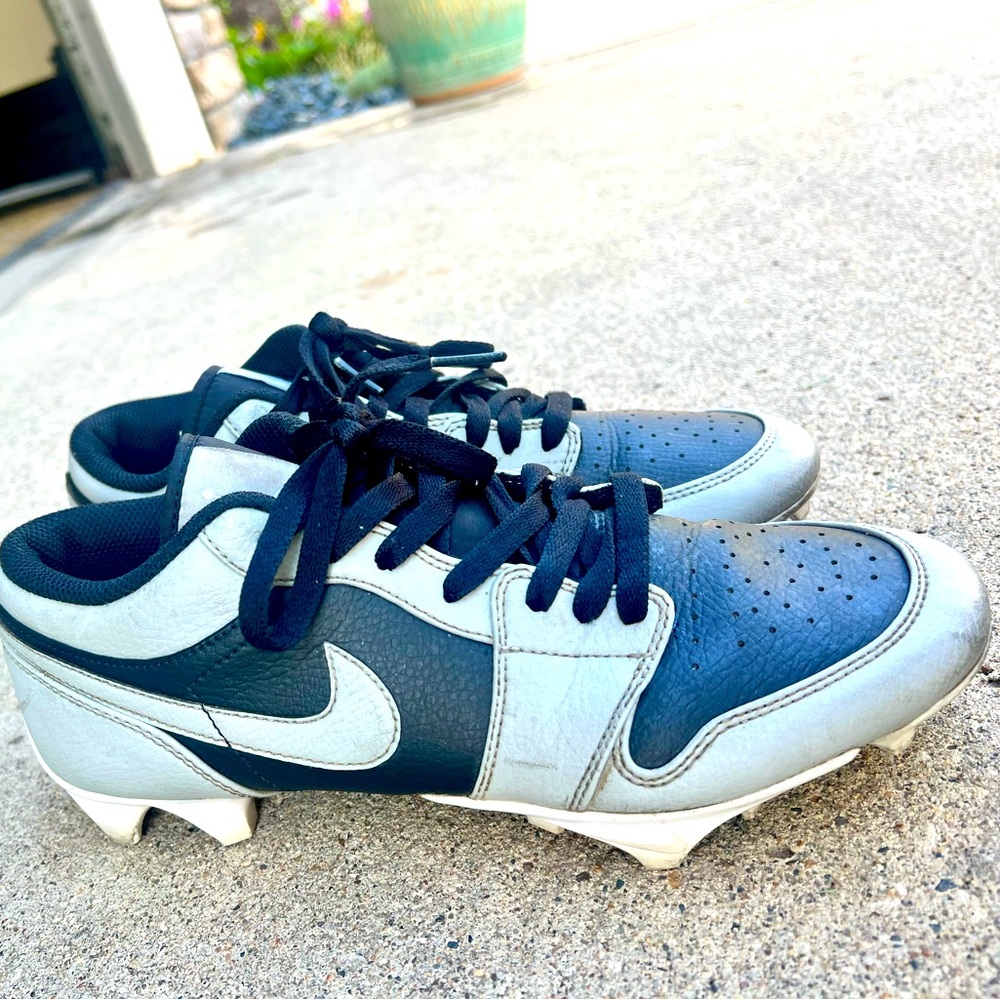 Jordan 1 low football cleats